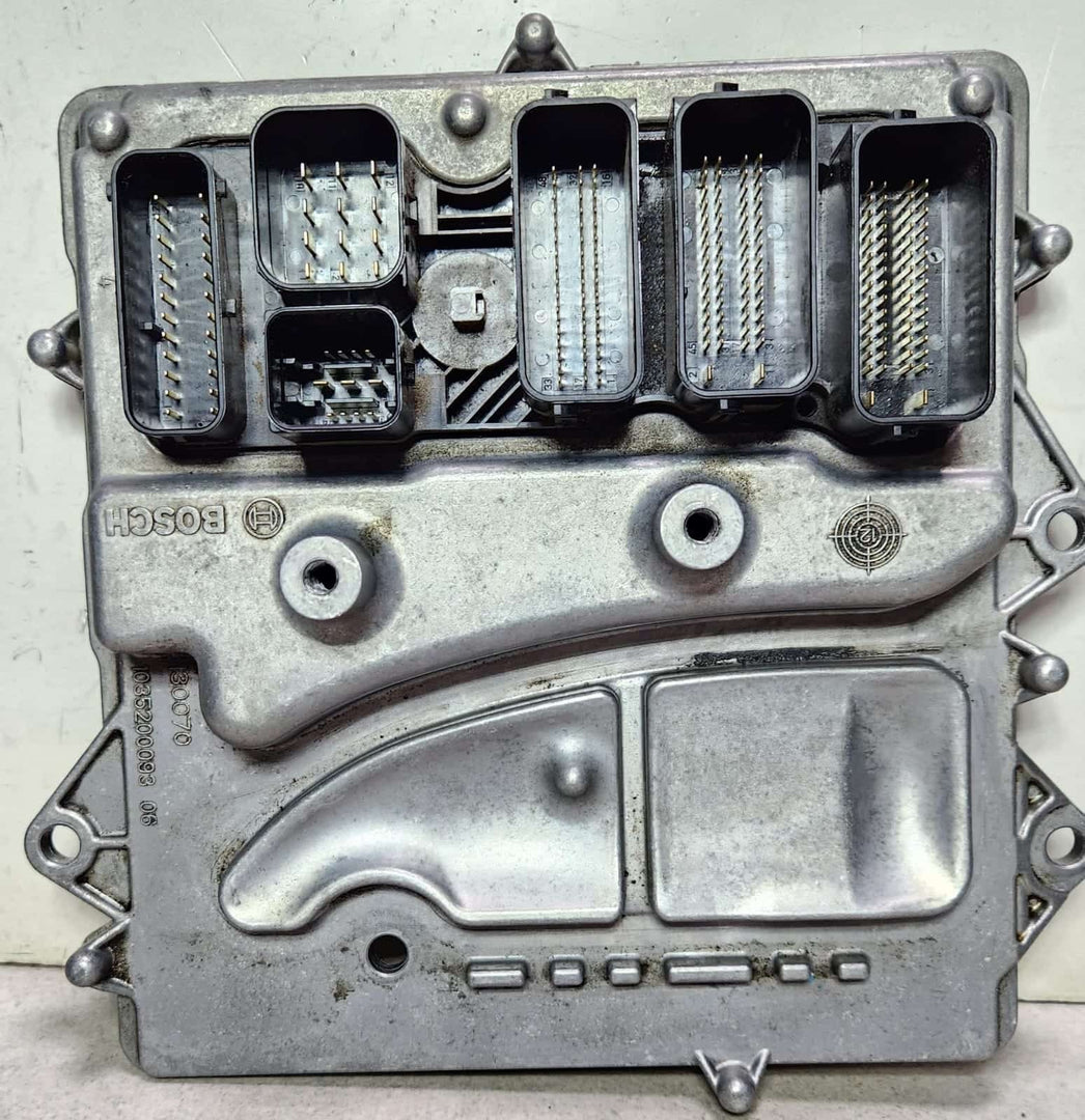8617383 BMW 535i Engine Control Module 8617383 2013-2015 535i GT 740i 740 X3 X4