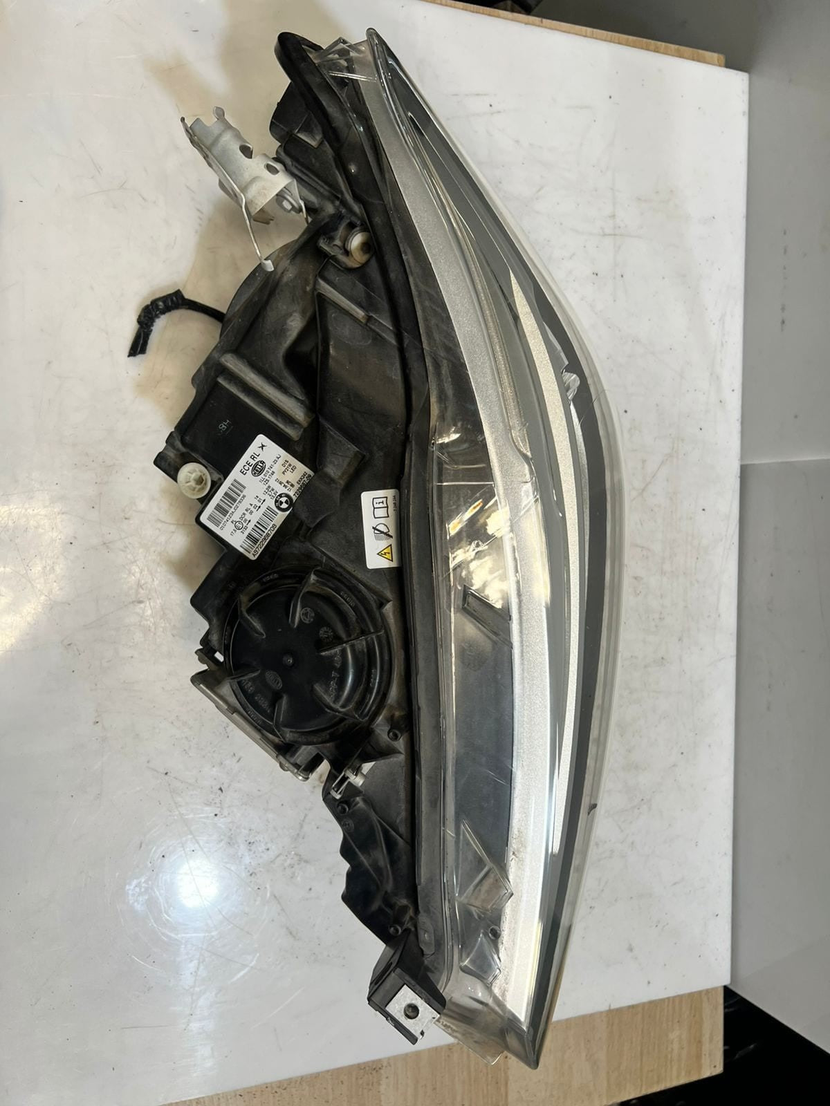 2011-2012 BMW 1' F20 F21 120i LEFT RIGHT Bi-Xenon Headlight 7229687 7229688 ECE