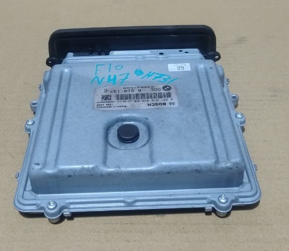 GENUINE BMW 5 Series F11 F10 N47N CONTROL UNIT ECU DDE 8510137