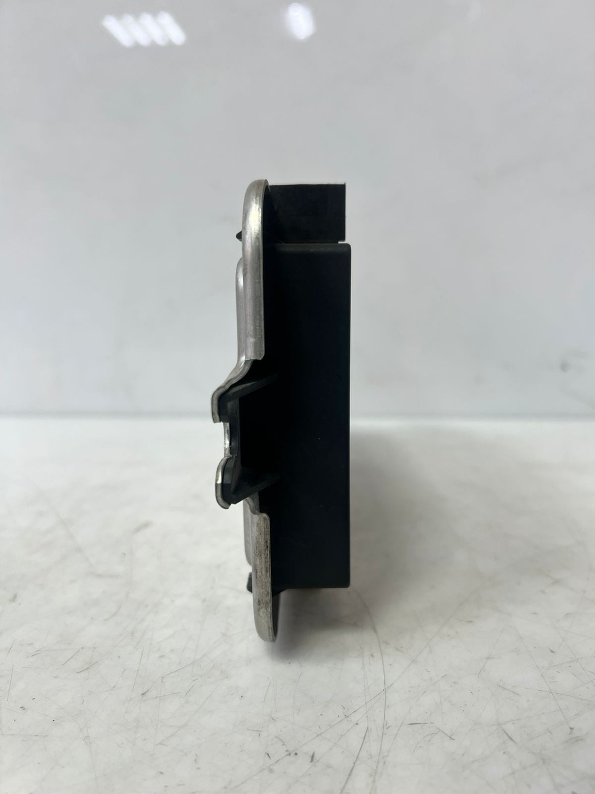 BMW 7 5 F01 F02 F03 F10 F11 F04 Footwell POWER Light Control Module Frm3 9208270