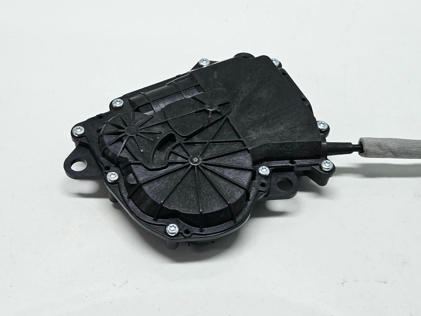 7430626-2018-2025 BMW X5 G05 RHD Tailgate Boot Lock Latch Actuator Motor OEM