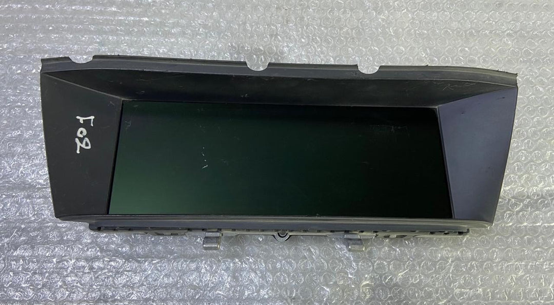 OEM BMW 7 series F01 F02 CENTRAL INFORMATION CID DISPLAY 10" SCREEN 9237848