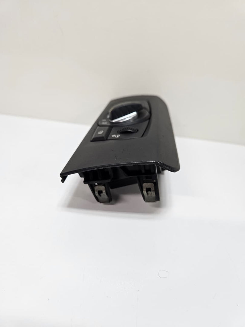 BMW X5 E70 Headlight Switch 9134727 OEM