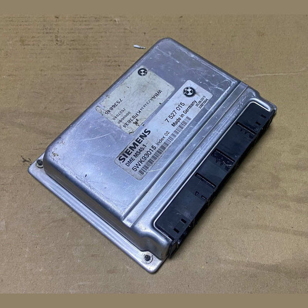 BMW 2002-2005 330i and 325ci  Engine Control Unit 7527015
