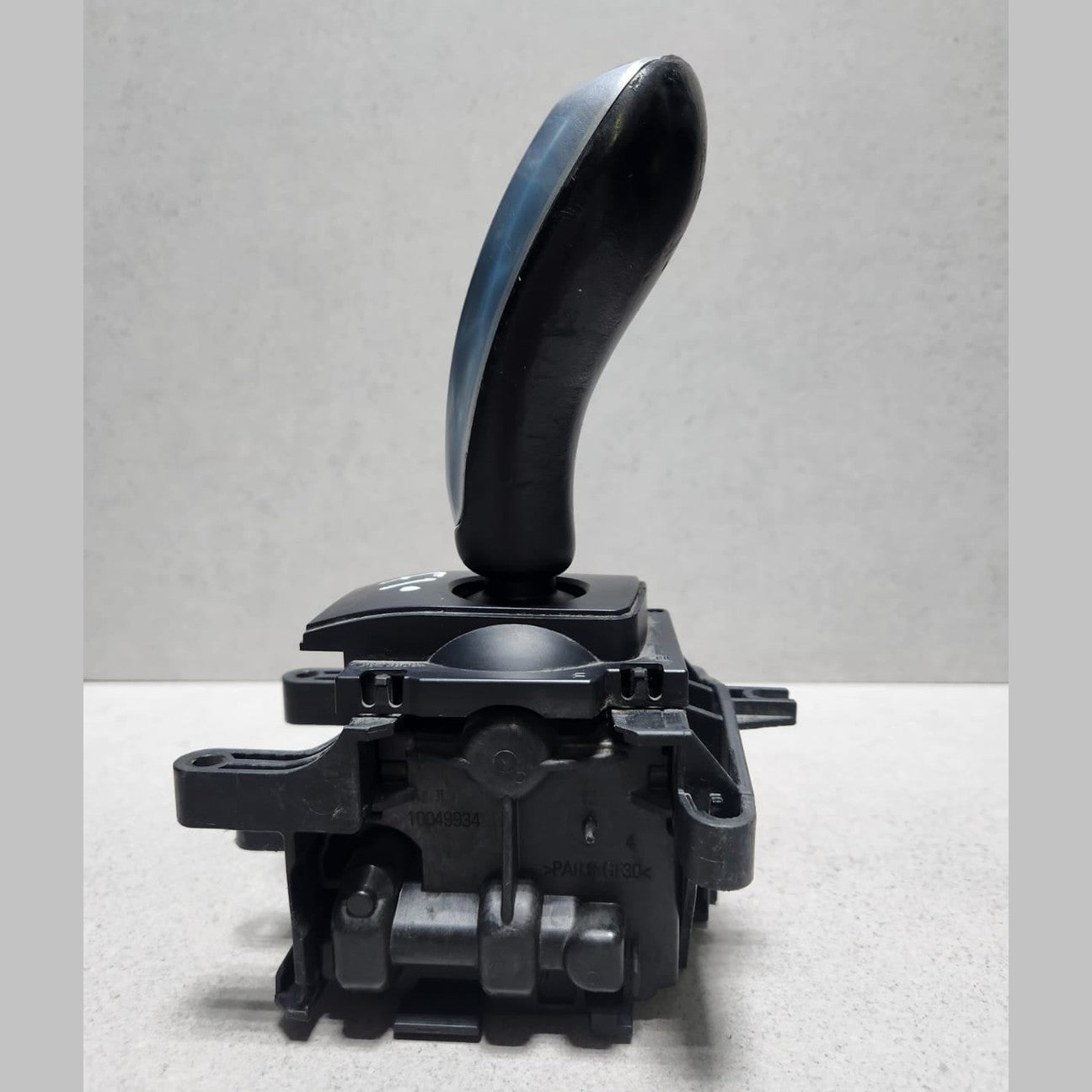 2011-2016 BMW 528i Transmission Gear Shifter Selector Switch 9296904 f10 f11 