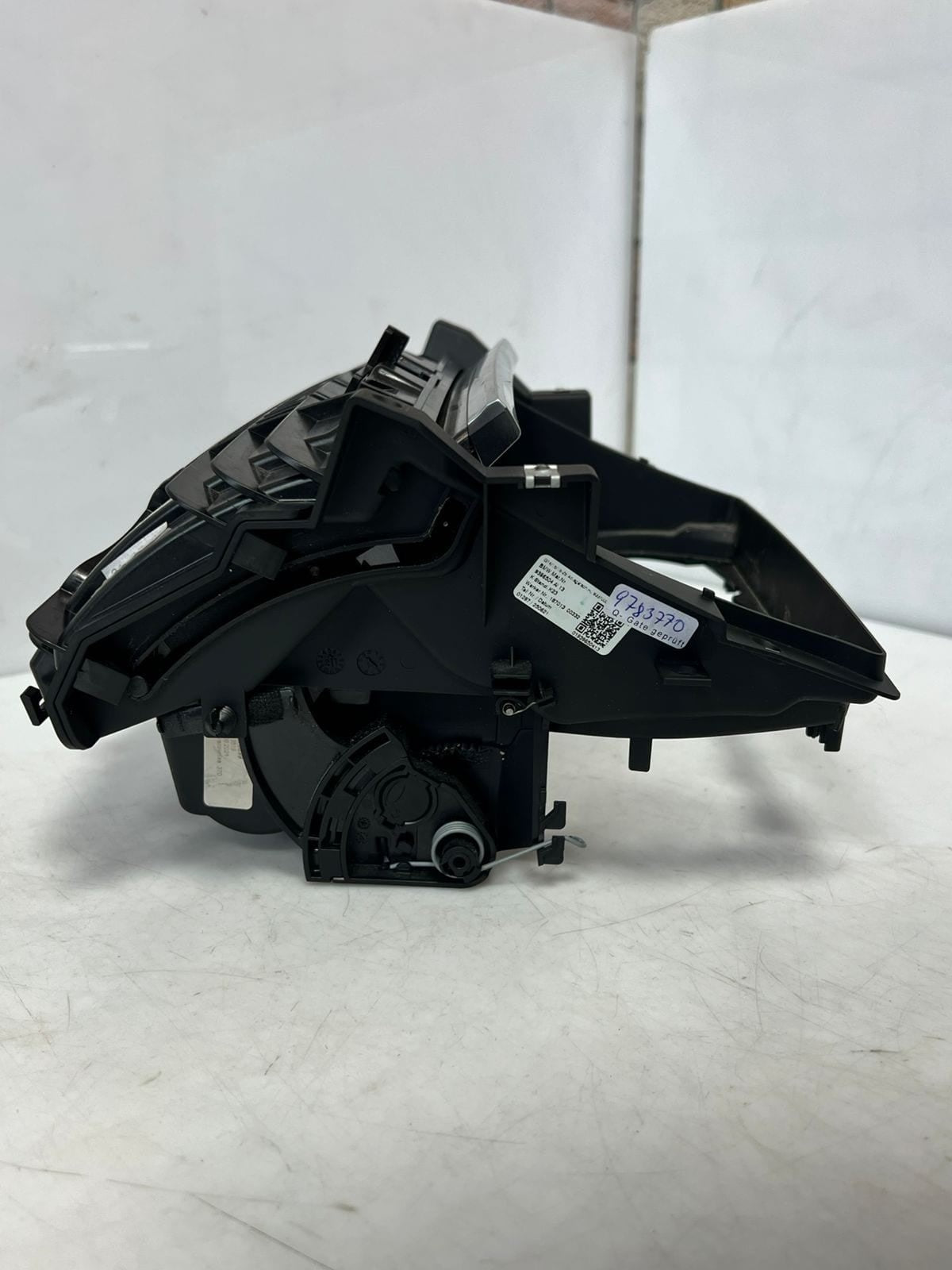 BMW 8' G14 G15 G16 GRAN COUPE Centre Console Storage Compartment 9396504 OEM