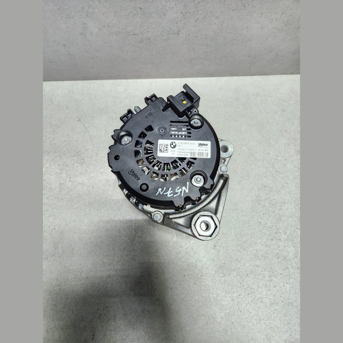 2015-2019 BMW X6 Alternator 8570675 X5 F15 and X6 F16 N57 DIESEL 