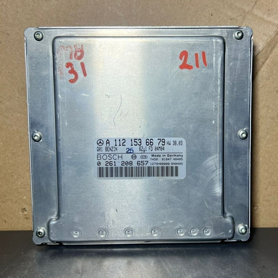 02-09 Mercedes W211 E-Klasse Motorsteuergerät Gerät ECM ECU A112 1536679 OEM