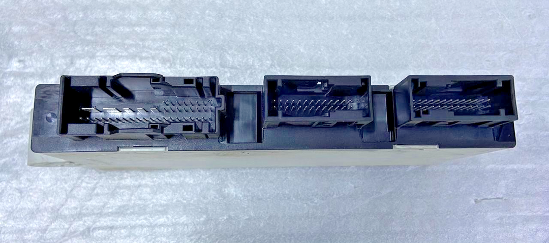 OEM BMW X3 F25 F10 N47N ENGINE CONTROL ECU UNIT MODULE DDE ECU SET 8572419