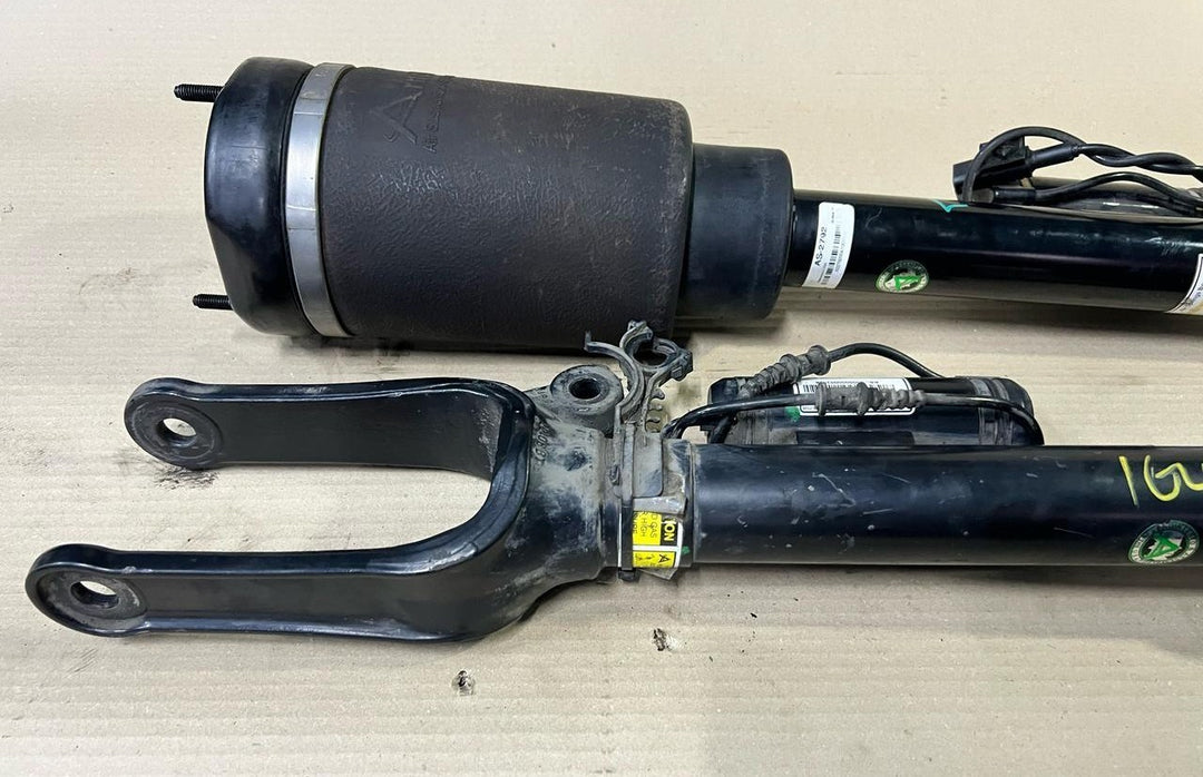 Mercedes W164 GL450 Front Right \ Left Side Air Suspension Shock Absorber Strut