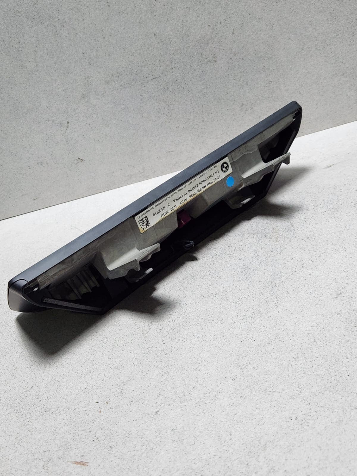 2020-2023 BMW 530i Central Display Screen 9825936 5 Series G30 G31 MGU 