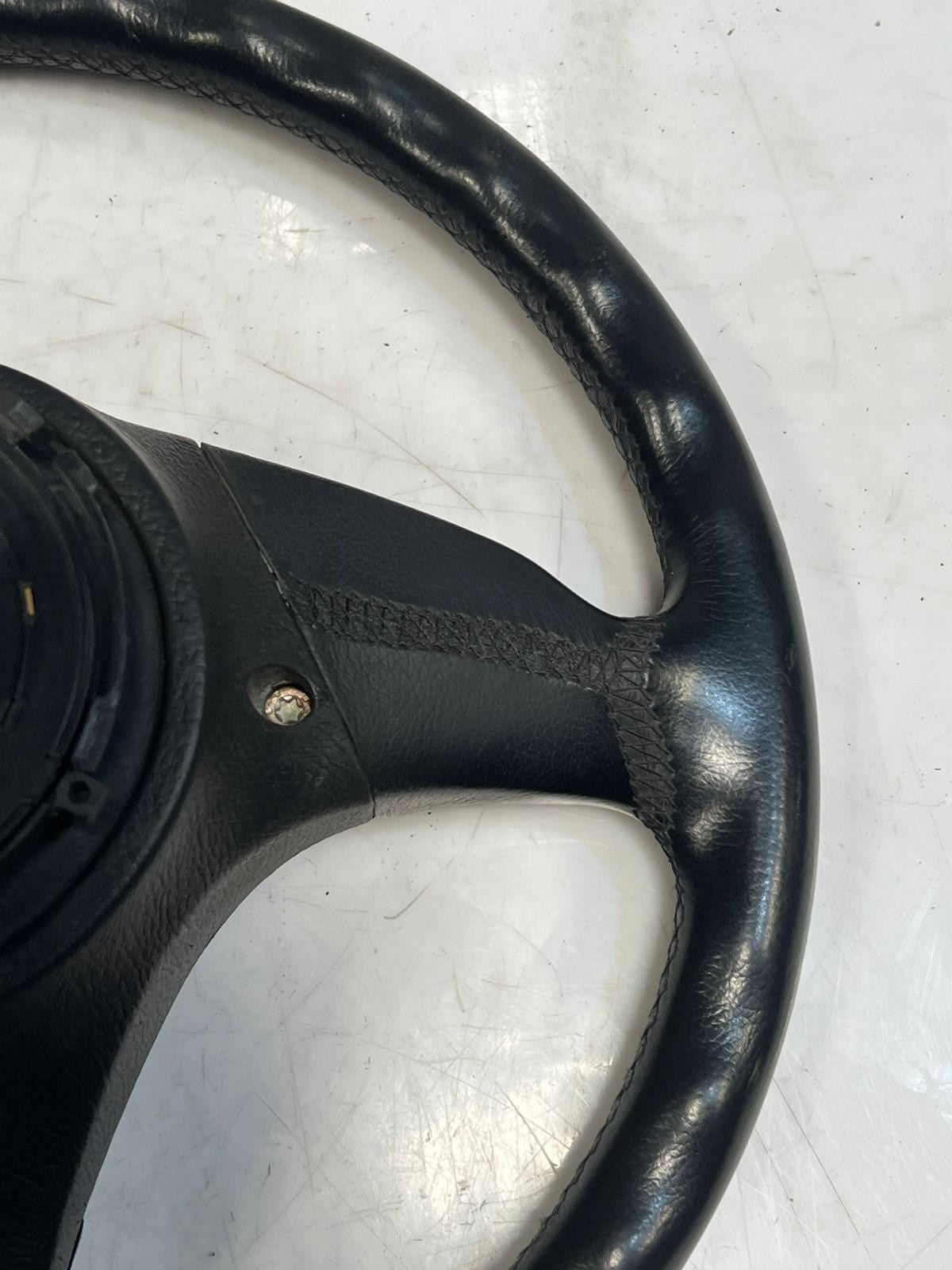 1996-1999 BMW E31, E34, E36, E39, E46 Z3 Steering Wheel 1092050 OEM