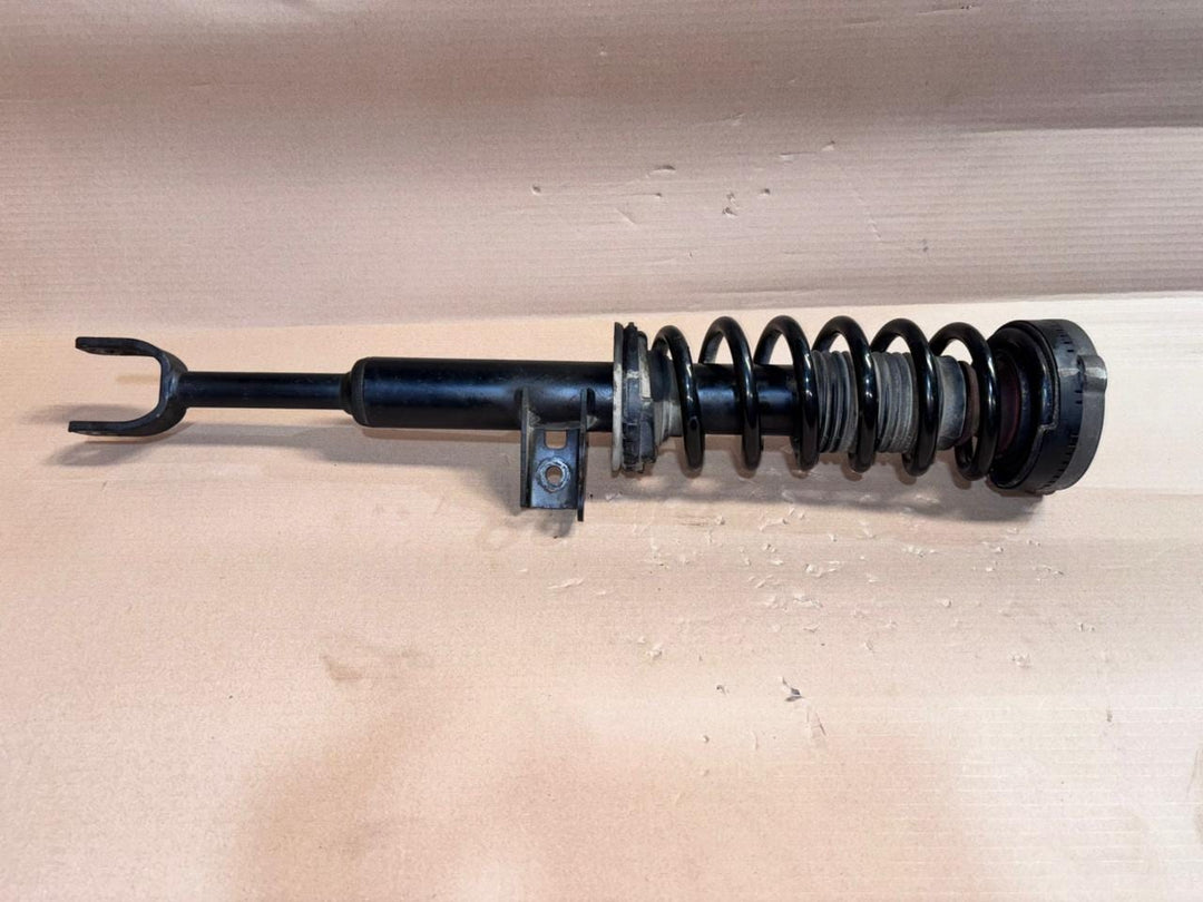 BMW Front Shock Absorber 6798154 5 Series F07 GT F10 520I 528I 535I 2010-2015