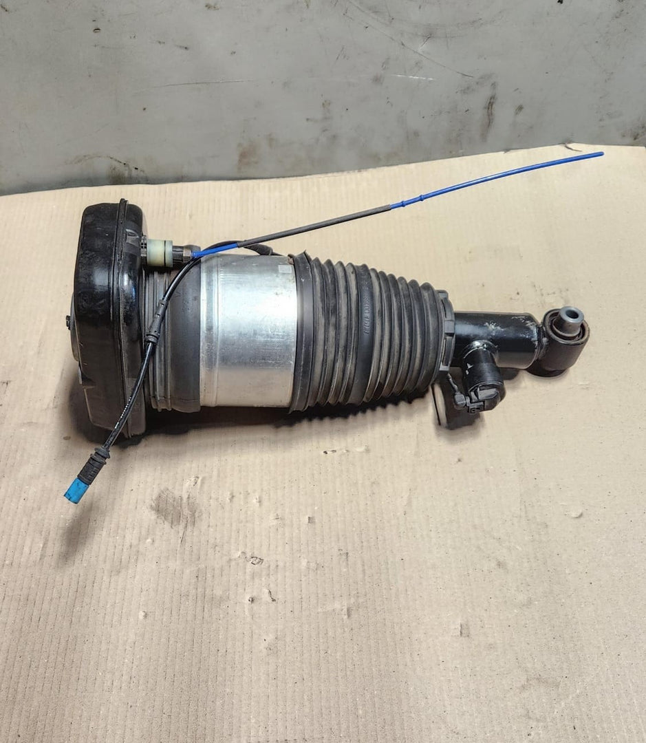 2022 BMW i4 Air Suspension Shock Absorber 5A49DD4 i4 G26 M50 REAR RIGHT 