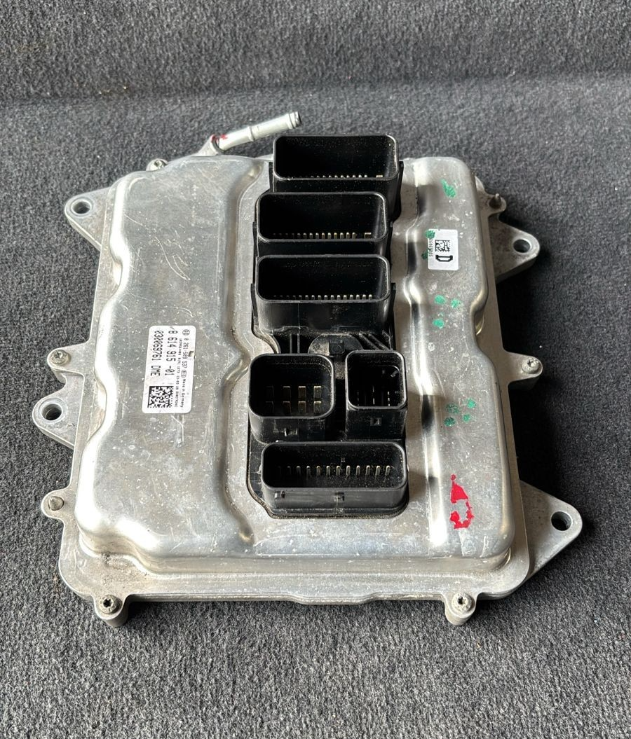 BMW F01 F02 F06 F07 F12 550i 650i 8 614 MOTORSTEUERGERÄT MODUL - 8614915