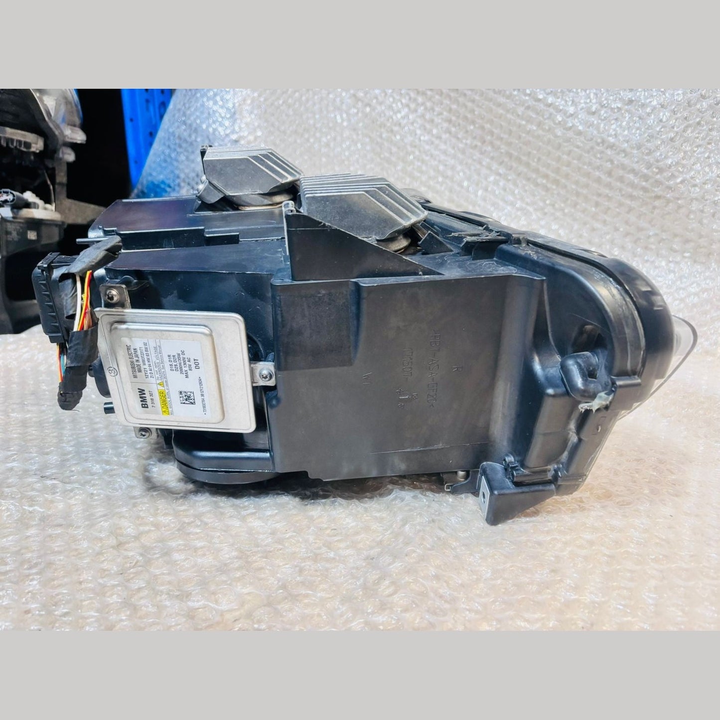 BMW F10 F11 M5 2009-2013 ADAPTIVE XENON HEADLIGHT RIGHT SIDE GENUINE RHD