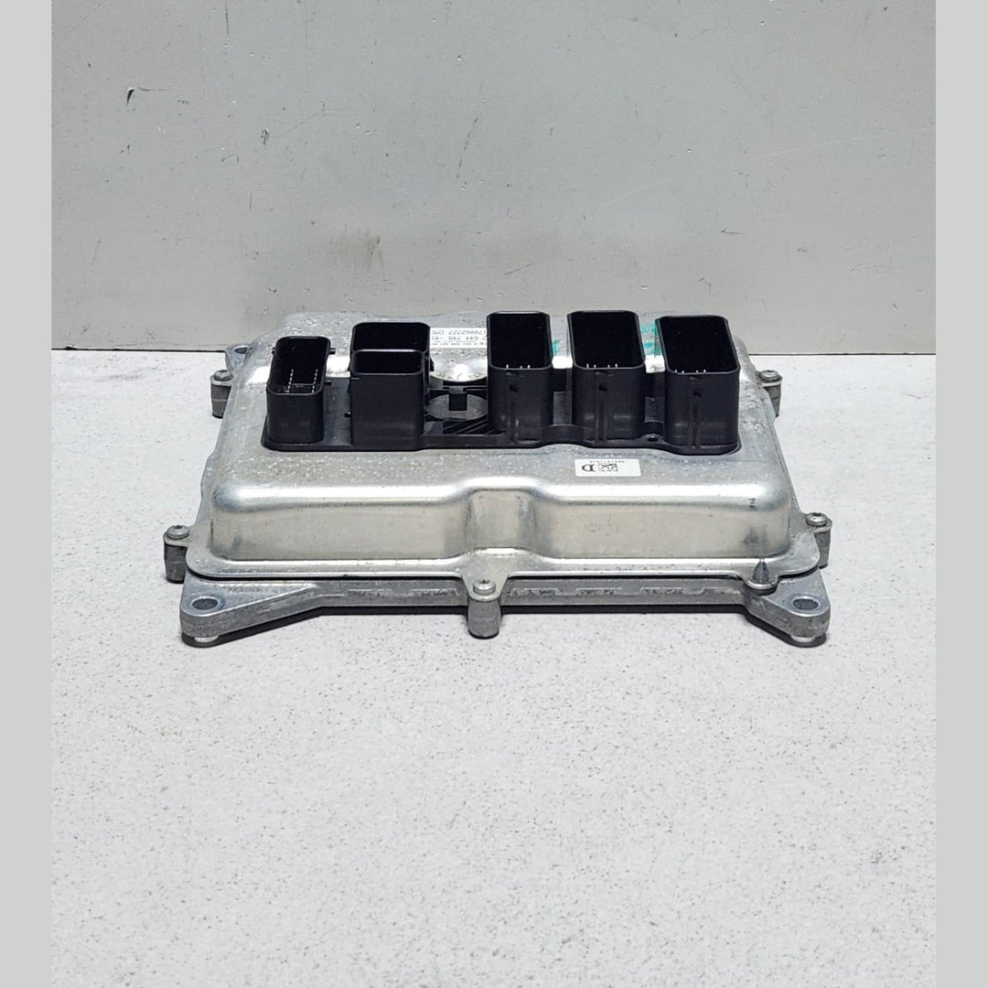 2012-2013 BMW 528i Engine Control Unit 7644748 5 Series F10 F11