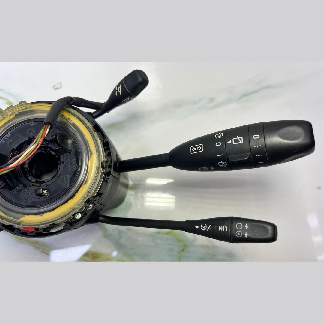 Mercedes Indicator/Wiper/Slip Ring Switch Stalk A2115404562 E-Class W211