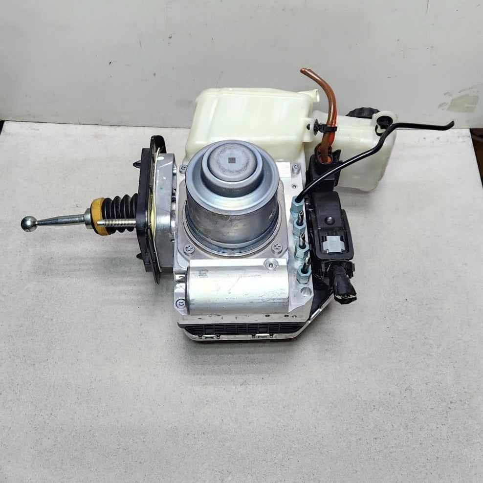 2019 BMW G07 X7 xDrive 30D ABS Hydraulic Block Control Unit 6897485 OEM