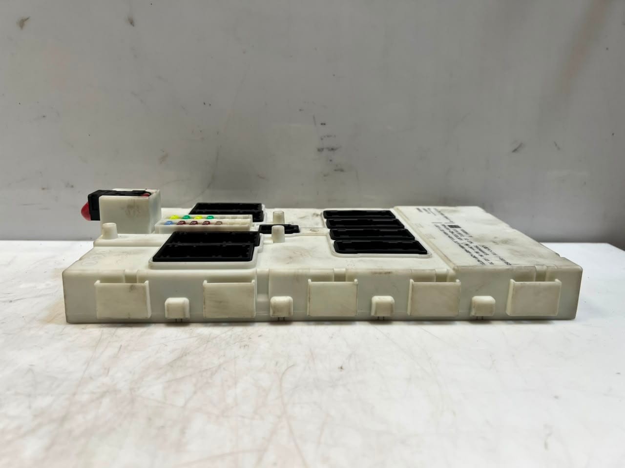 BMW F20 F21 F22 F30 F31 F32 F36 Front Electronic Module FEM 9303541 RHD OEM