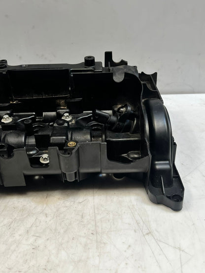 BMW F20 F22 F21 E90 E91 E92 E93 Cylinder Head Valve Cover 8589941 OEM