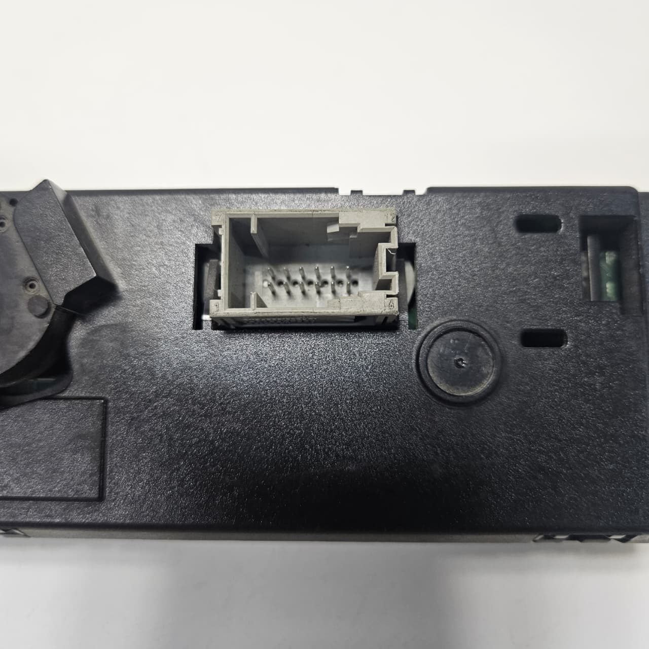 2007-2011 BMW E90, E87, E81, M3 328i Climate Control Unit 9182287