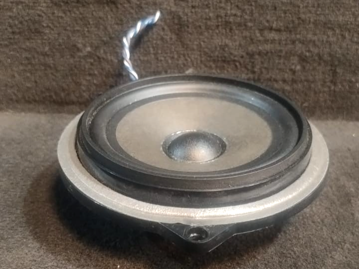 BMW E81 E82 E87 E88 E90 E91 X1 E84 MID‑RANGE FRONT DOOR SPEAKER P/N  9143232