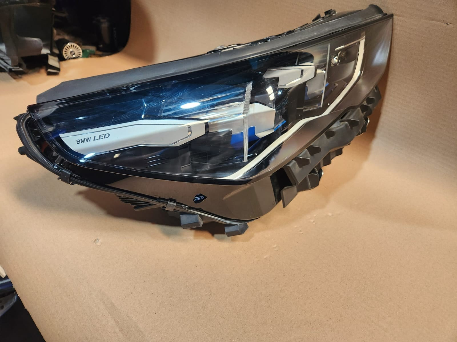 Genuine BMW Adaptive LED Headlight 5A798D2 5 Series G60 G61 and M5