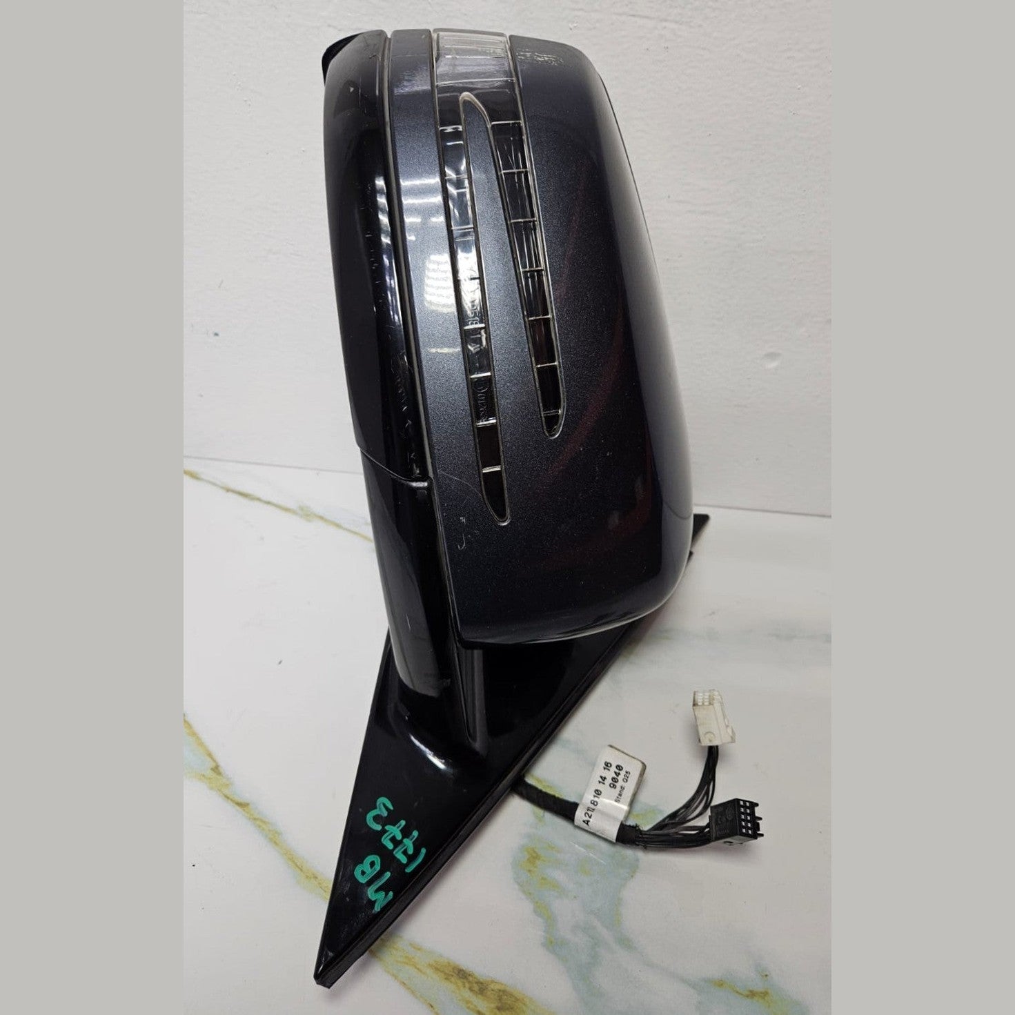 12-14 Mercedes W212 E-Class Right Side Mirror & Signal Light A212 8101416 OEM