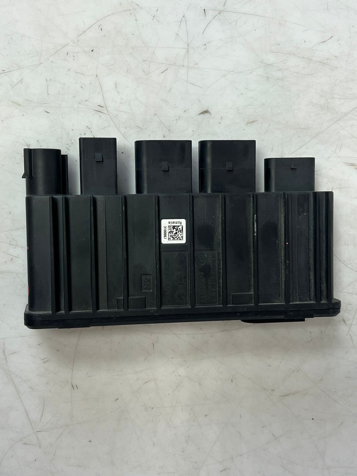 BMW X2 2 Series F39 F46 Power Distribution Unit 8581253 OEM