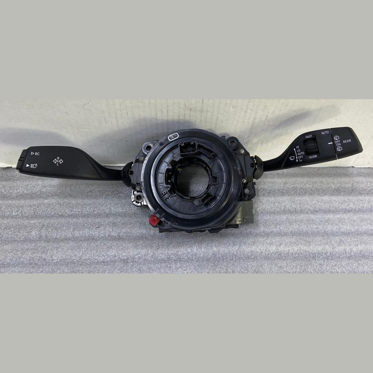 OEM BMW G01 G05 G06 X3 X5 Steering Switch Control Sensor Clock Spring 9436676