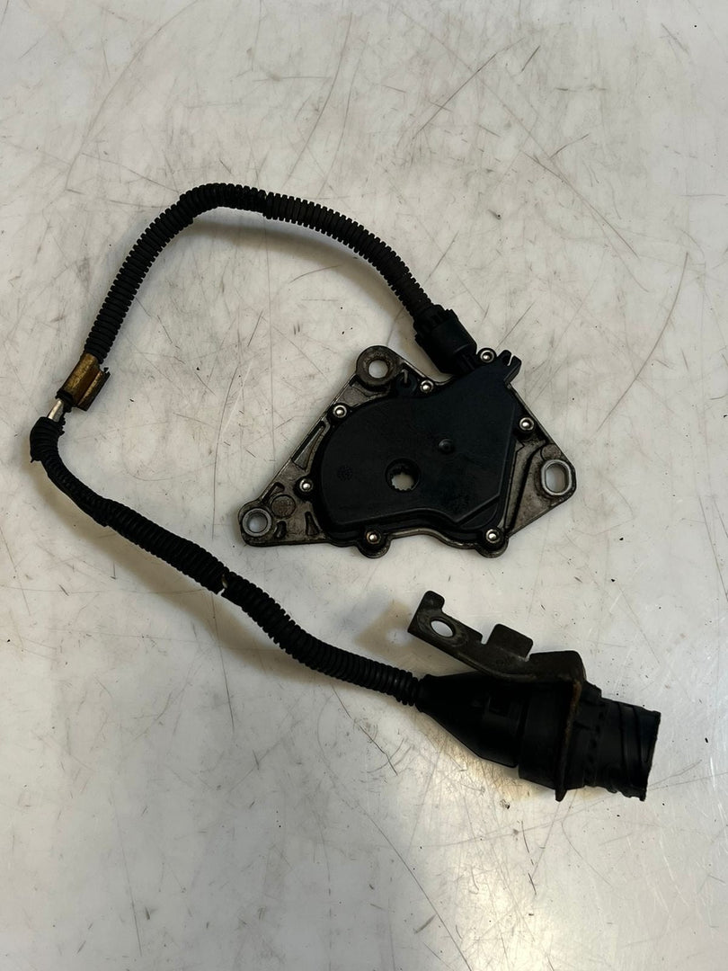 2001-03 BMW E46 E39 M54 5HP19 Automatic Transmission Position Switch 0501317781