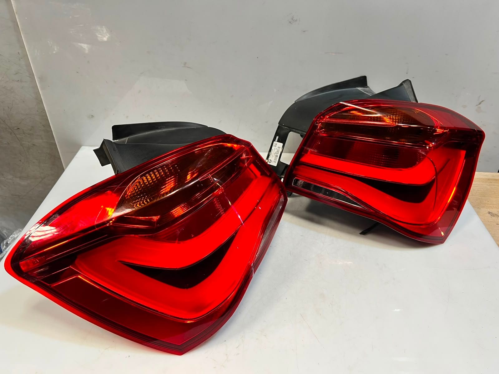 2015-2017 BMW 118i 1 Series F20 Tail Light Assembly 7359017 7359018 PAIRS