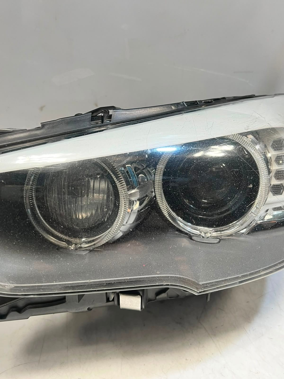 2010-2017 BMW 5 Series F07 535i GT 550i GT Xenon Headlight LEFT US 7199617