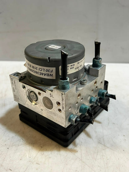 2018 BMW 320i F30 F31 F32 Abs Pump Control Module 6881172 OEM