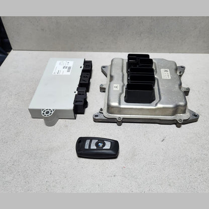 2011-2013 BMW 125i Engine Control Unit ECU Set 8617551 F20 F21 125i N20