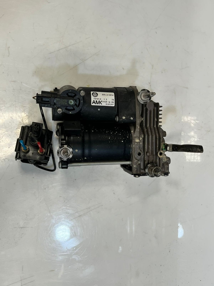2007-2013 BMW X5 E70 and X6 E71 E72 Air Suspension Compressor EBLV0514 OEM