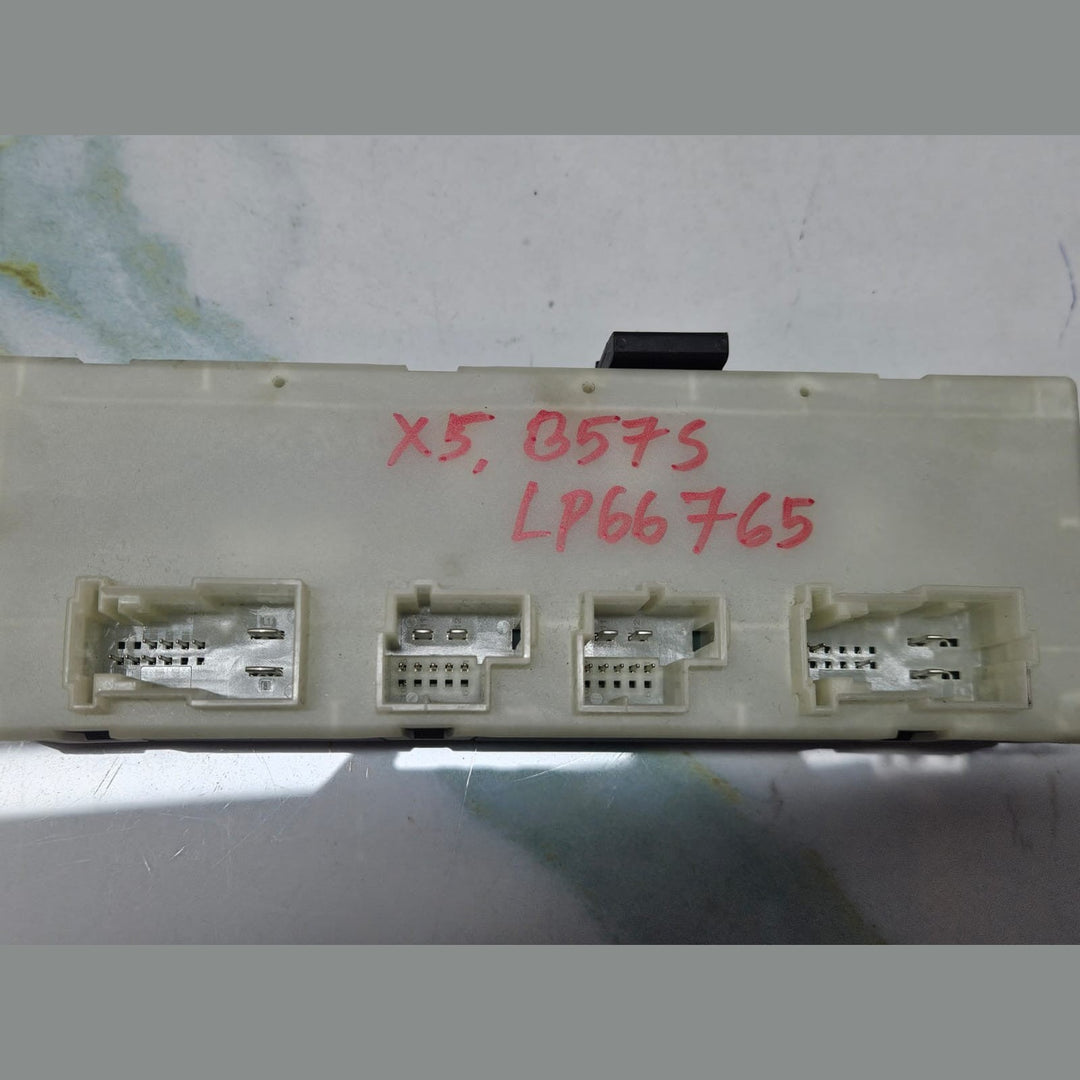2019-2023 BMW X5 G05 Tailgate Function Control Module 9879768 OEM