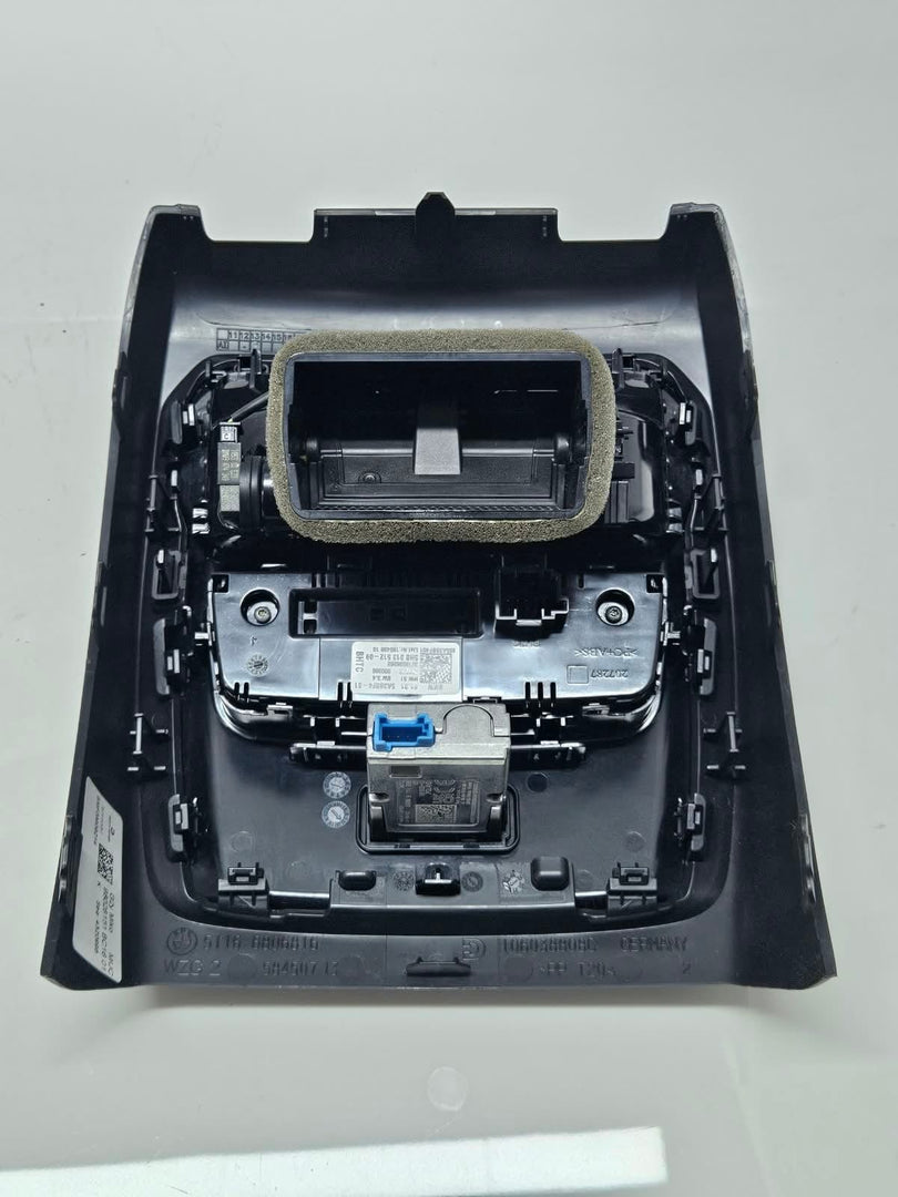  5A05665-2020-2024 BMW G26 Rear Air Vent Grille With Controller OEM