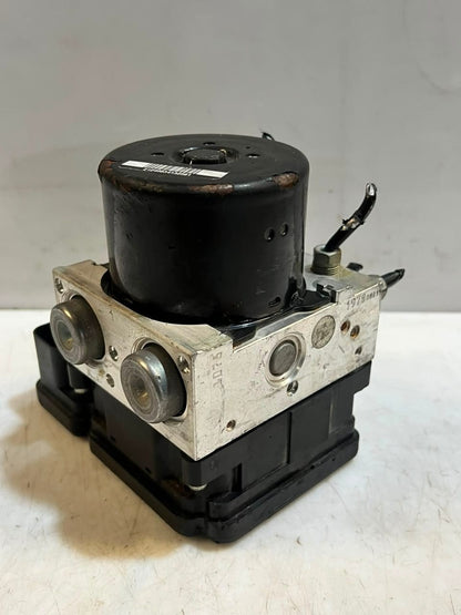 2009-2013 BMW E90 E92 E93 E91 128i ABS Pump and Control Unit 6790146 OEM