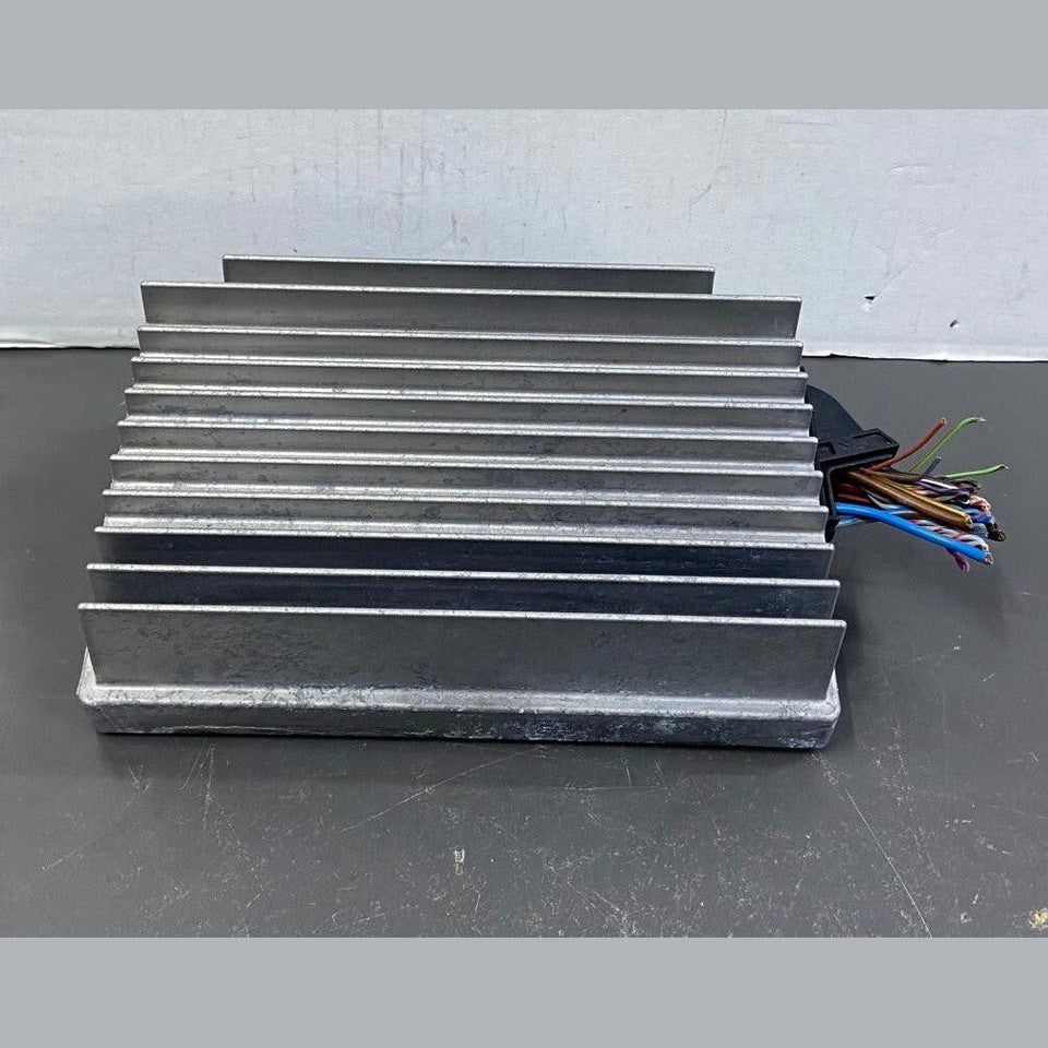 OEM BMW F30 F80 Sedan AUDIO RADIO SOUND HiFi SYSTEM AMPLIFIER  9312447