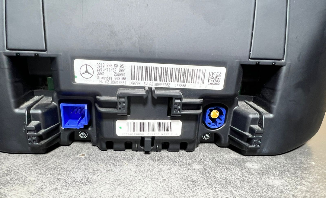 12-15 Mercedes-Benz W218 CLS Navigation Display Screen Monitor A218 9006005