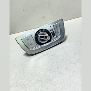 2015-2019 BMW 740i Headlight Fog Light Control Switch Panel 6841891 7 Series G11