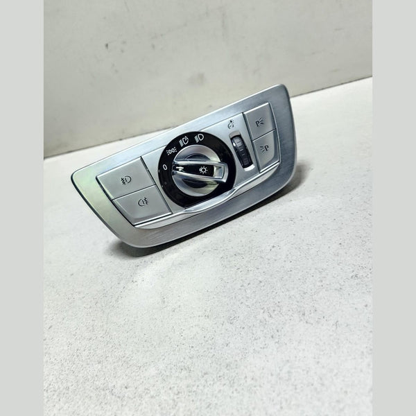 2015-2019 BMW 740i Headlight Fog Light Control Switch Panel 6841891 7 Series G11