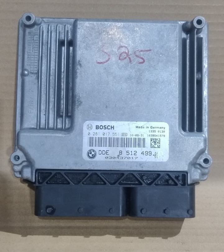 BMW 1 SERIES E87 DIESEL ENGINE CONTROL ECU DME BOSCH 0281017551 -8512499