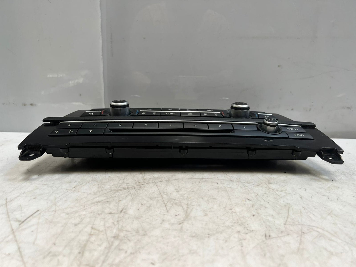 2009-2016 BMW 528i 5 Series F10 Sedan Control Panel Airflow 9352763 OEM