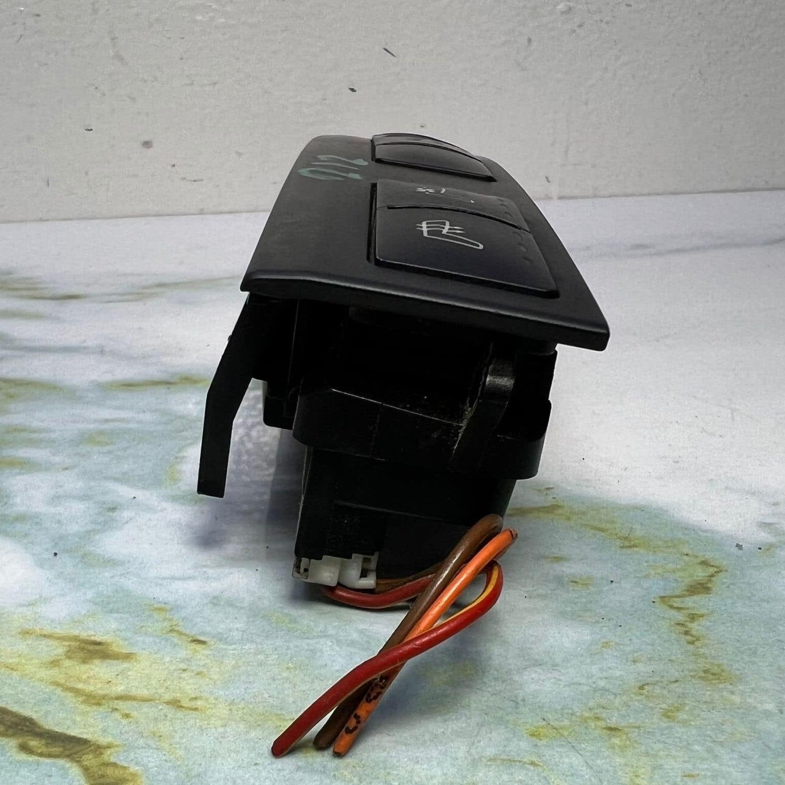 Mercedes Switch Seat Heater A2128203410 E-Class W211, W212
