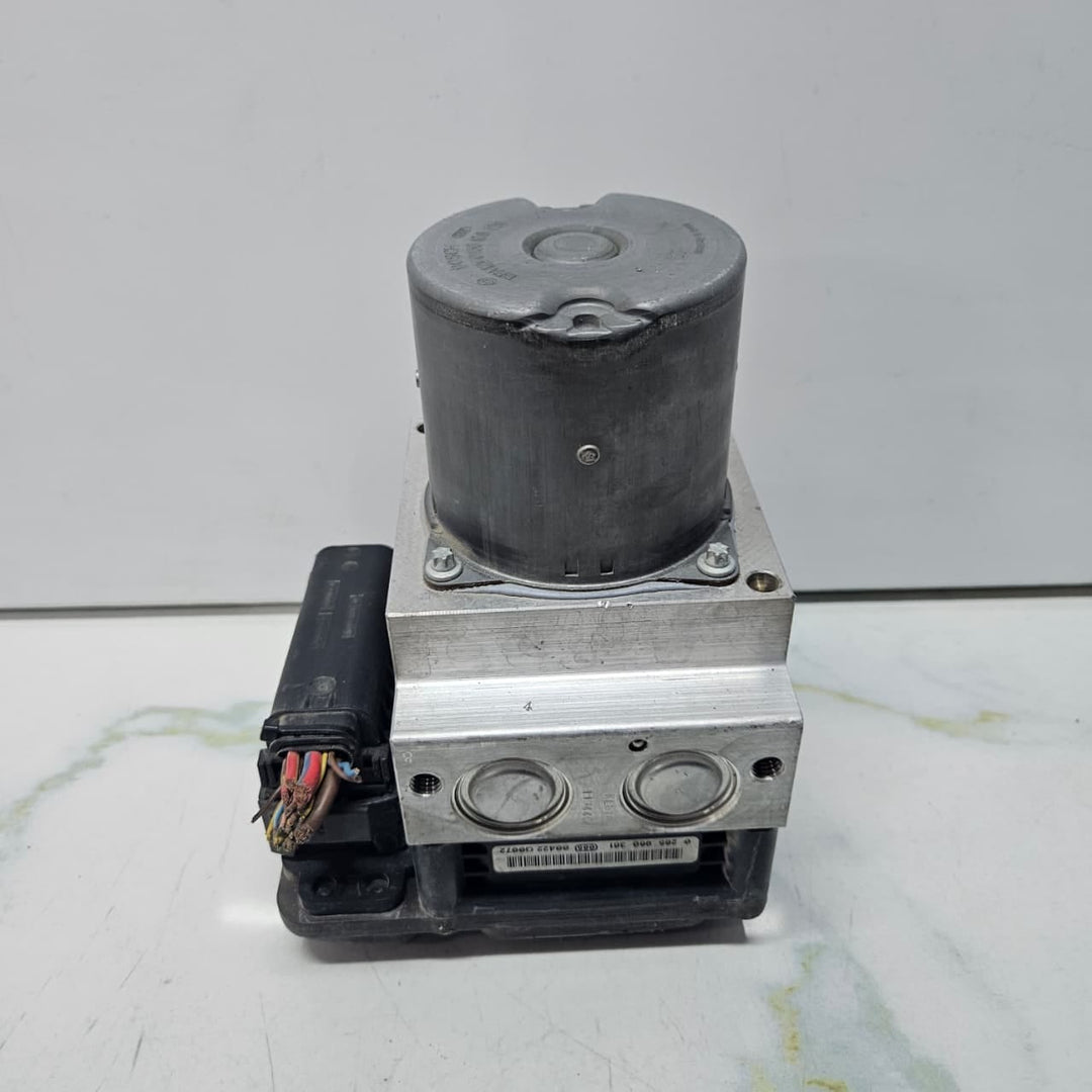2010-2016 BMW 5 Series F10 F11 528i ABS Hydraulic Pump 6797045