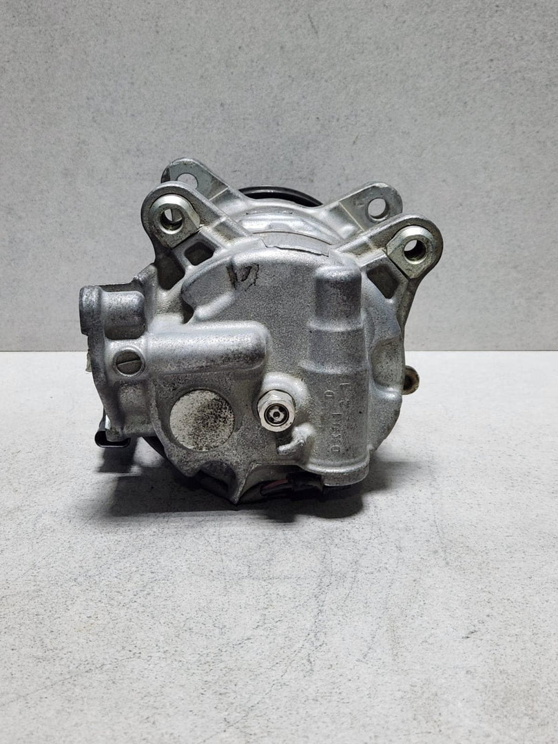 BMW Air Conditioning Compressor 9299328 1 Series F20 F21 3 Ser F22 F23 F30 B38