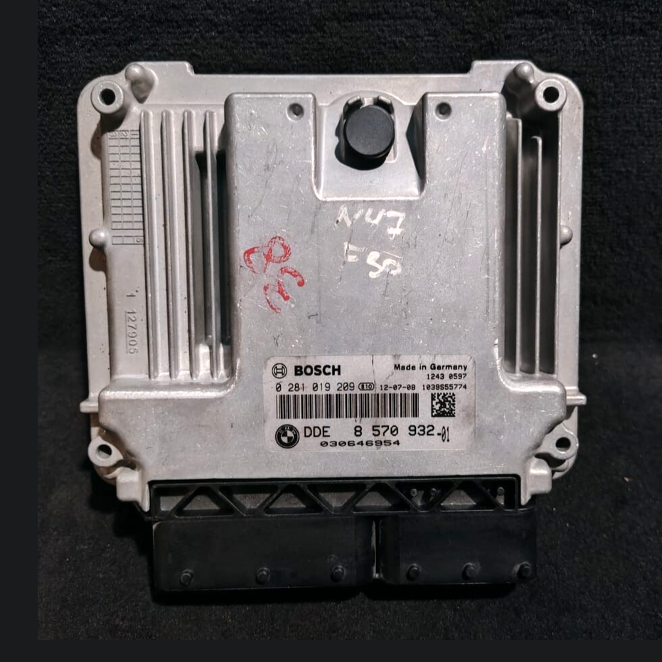 OEM BMW F30 DIESEL 320D 2012 N47 ENGINE CONTROL ECU UNIT ONLY  8570932